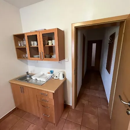 Rezort Alesuv Dvur
