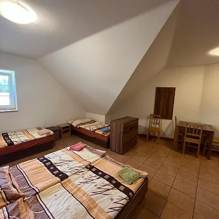Alesuv Dvur Rezort